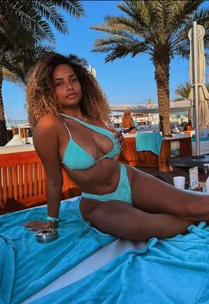 Amber Gill OnlyFans Leaked Free Thumbnail Picture - #v1d0fHZL29