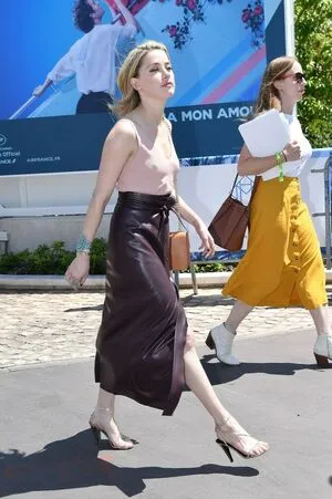 Amber Heard OnlyFans Leaked Free Thumbnail Picture - #48g5Yb1nb1