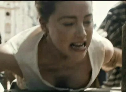 Amber Heard OnlyFans Leaked Free Thumbnail Picture - #H3HR39G4So