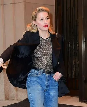 Amber Heard OnlyFans Leaked Free Thumbnail Picture - #HVKn5d4el9
