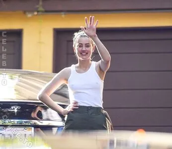 Amber Heard OnlyFans Leaked Free Thumbnail Picture - #blFJGoMjv2