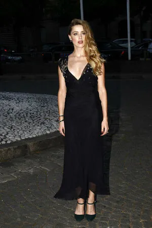 Amber Heard OnlyFans Leaked Free Thumbnail Picture - #c2z2KRKeyW