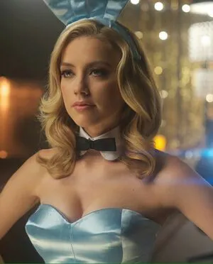 Amber Heard OnlyFans Leaked Free Thumbnail Picture - #dBaY7A48z3