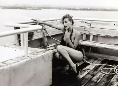 Amber Heard OnlyFans Leaked Free Thumbnail Picture - #l3qGPrkxj6