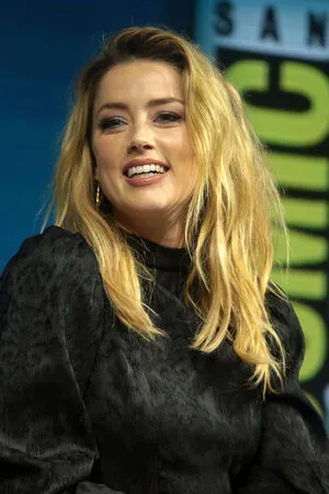 Amber Heard OnlyFans Leaked Free Thumbnail Picture - #qnRWQULJen