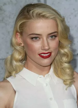 Amber Heard OnlyFans Leaked Free Thumbnail Picture - #C7NJ0TZwOV