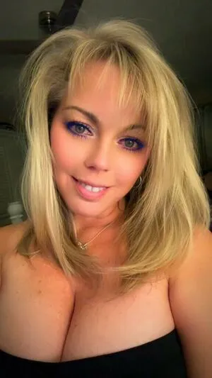 Amber Lynn Bach OnlyFans Leaked Free Thumbnail Picture - #90sXip7xYX