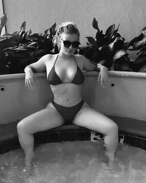 Amber Monroe OnlyFans Leaked Free Thumbnail Picture - #4WE9A0BUzB
