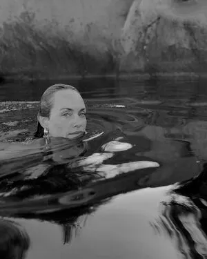 Amber Valletta OnlyFans Leaked Free Thumbnail Picture - #OzmbuCDchX