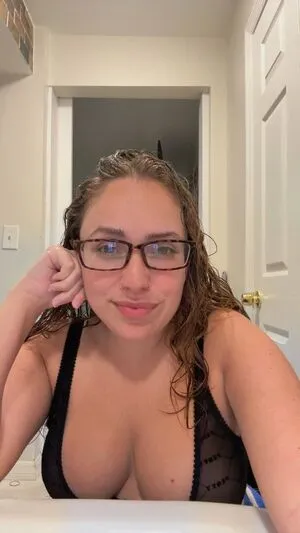 Amberaixa OnlyFans Leaked Free Thumbnail Picture - #8pP5TssDIk