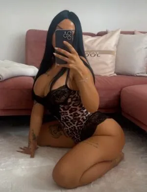 Amberbea OnlyFans Leaked Free Thumbnail Picture - #LHHQT9von0