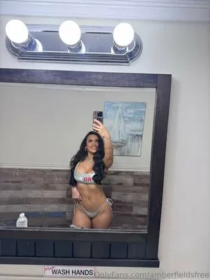 Amberfieldsfree OnlyFans Leaked Free Thumbnail Picture - #0PkUwoOgRW