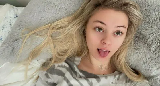 Ambermoorexxx OnlyFans Leaked Free Thumbnail Picture - #4PPzScWIBo