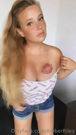 Amberriley OnlyFans Leaked Free Thumbnail Picture - #LZuW6txsVp