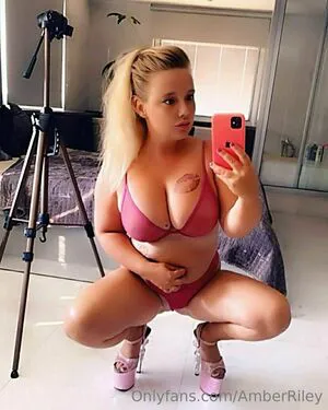 Amberriley OnlyFans Leaked Free Thumbnail Picture - #uwxB0mDNM2