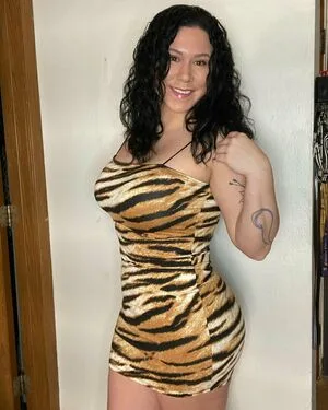 Amberroyal148 OnlyFans Leaked Free Thumbnail Picture - #aaMOWQElOP
