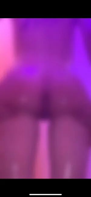 Amberschulztv OnlyFans Leaked Free Thumbnail Picture - #i1s6baFEn3