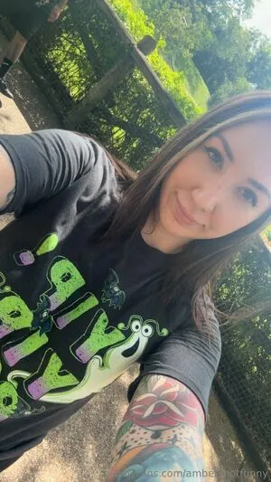Ambersnotfunny OnlyFans Leaked Free Thumbnail Picture - #0TffxfL5eS