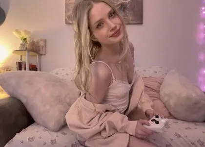 Ambieanne OnlyFans Leaked Free Thumbnail Picture - #LLzd7gWOrN