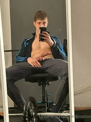 Ambroxios OnlyFans Leaked Free Thumbnail Picture - #sf2FzVdjUY