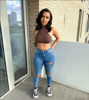 Ambrr OnlyFans Leaked Free Thumbnail Picture - #B2FBWQJTq4