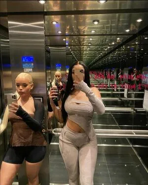 Ambrr OnlyFans Leaked Free Thumbnail Picture - #hE4nM8FBU0