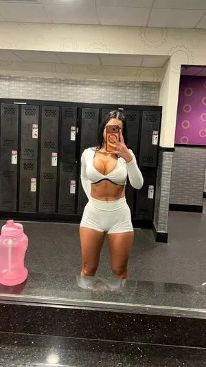 Ambzy OnlyFans Leaked Free Thumbnail Picture - #jLRALoYMF1