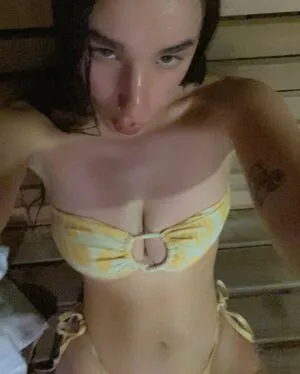 Ambzzie Ambzzzie OnlyFans Leaked Free Thumbnail Picture - #daYgAwgrOp