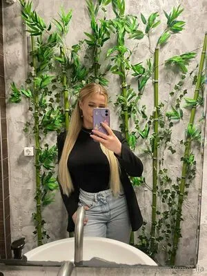 Amel Lia OnlyFans Leaked Free Thumbnail Picture - #HTxKDIMIPZ