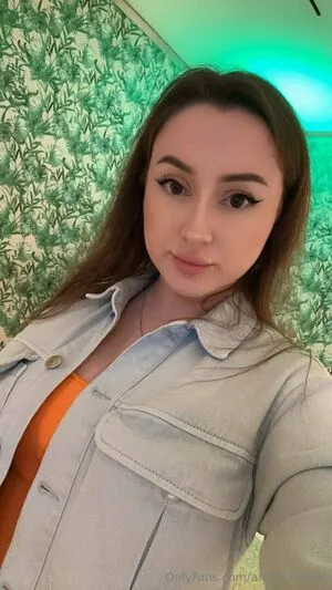 Ameli Kanari OnlyFans Leaked Free Thumbnail Picture - #9VBej0LO6D