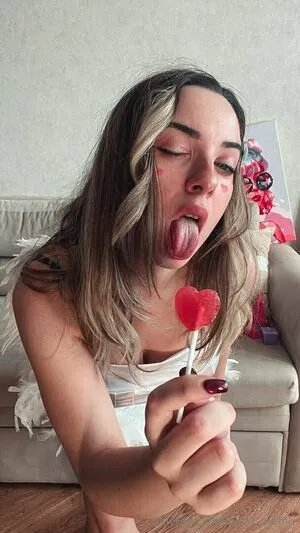 Amelia Blisss OnlyFans Leaked Free Thumbnail Picture - #1aBcHAZcNJ