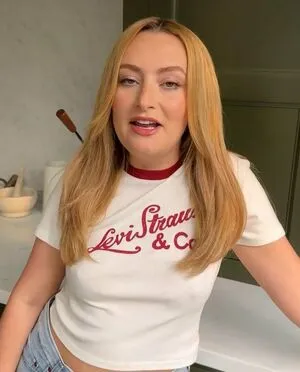 Amelia Dimoldenberg OnlyFans Leaked Free Thumbnail Picture - #OGgQ9xJeZz