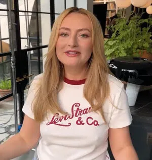 Amelia Dimoldenberg OnlyFans Leaked Free Thumbnail Picture - #VQEb9JOppo