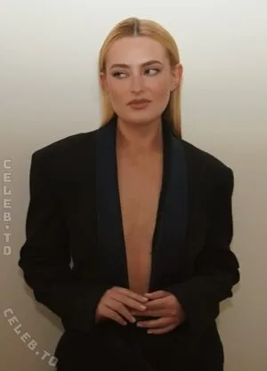 Amelia Dimoldenberg OnlyFans Leaked Free Thumbnail Picture - #Zp73x3l3BV