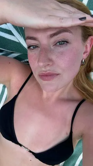 Amelia Dimoldenberg OnlyFans Leaked Free Thumbnail Picture - #e2XAmLHSXq