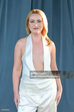 Amelia Dimoldenberg OnlyFans Leaked Free Thumbnail Picture - #e97pB2hJBH