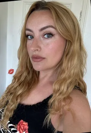 Amelia Dimoldenberg OnlyFans Leaked Free Thumbnail Picture - #nnOubK29Pf