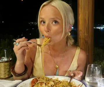 Amelia Eve Gibson OnlyFans Leaked Free Thumbnail Picture - #2FZWc0V1di