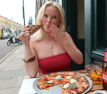 Amelia Eve Gibson OnlyFans Leaked Free Thumbnail Picture - #au151PMAK9