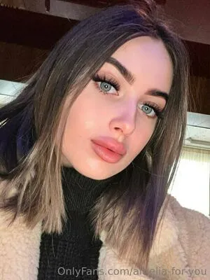 Amelia For You OnlyFans Leaked Free Thumbnail Picture - #LMlaqnSvet