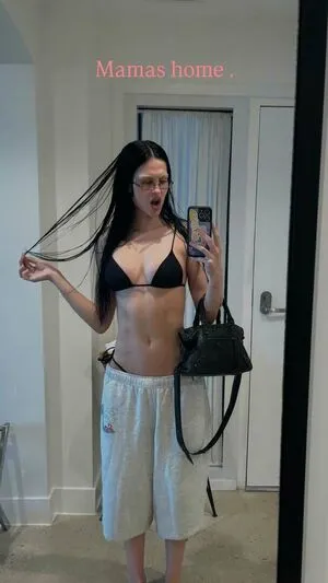 Amelia Gray Hamlin OnlyFans Leaked Free Thumbnail Picture - #7bbhxpc02H