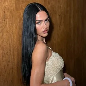 Amelia Gray Hamlin OnlyFans Leaked Free Thumbnail Picture - #Mi5ee2h7m7