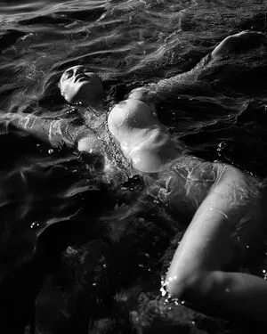 Amelia Gray Hamlin OnlyFans Leaked Free Thumbnail Picture - #woxsPaXtxB