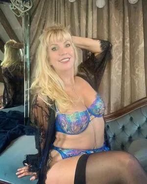 Amelia J Jones OnlyFans Leaked Free Thumbnail Picture - #0xuiK0mSmG
