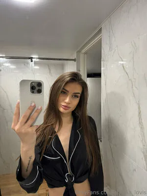 Amelia Lovis OnlyFans Leaked Free Thumbnail Picture - #2vF9MkEVzd