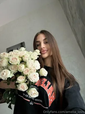 Amelia Lovis OnlyFans Leaked Free Thumbnail Picture - #4oHXDzix5X