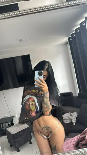 Amelia Rouse OnlyFans Leaked Free Thumbnail Picture - #PZBA3am3TF