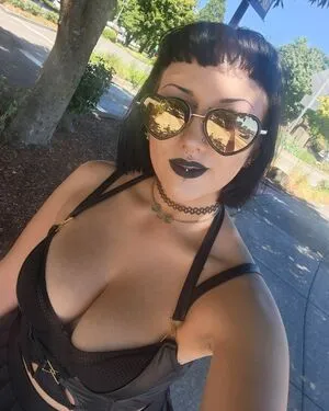 Ameliachimaera OnlyFans Leaked Free Thumbnail Picture - #sDecUfHXKI