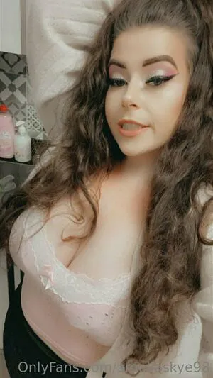 Ameliaskye98 OnlyFans Leaked Free Thumbnail Picture - #M1RTTb5dUs