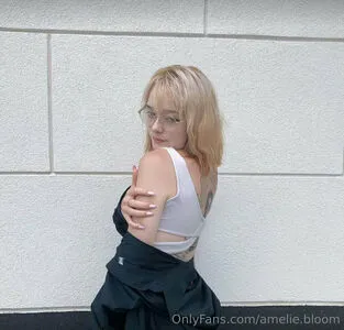 Amelie Bloom OnlyFans Leaked Free Thumbnail Picture - #Jq2OCR6iQd